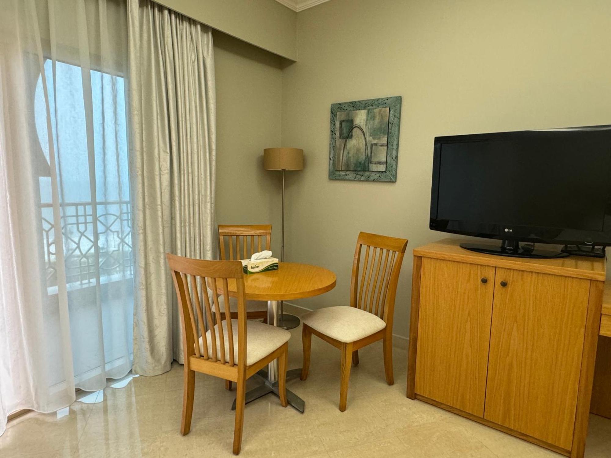 Private Suites Al Hamra Palace At Golf & Sea Resort Ras Al-Chajma Pokój zdjęcie