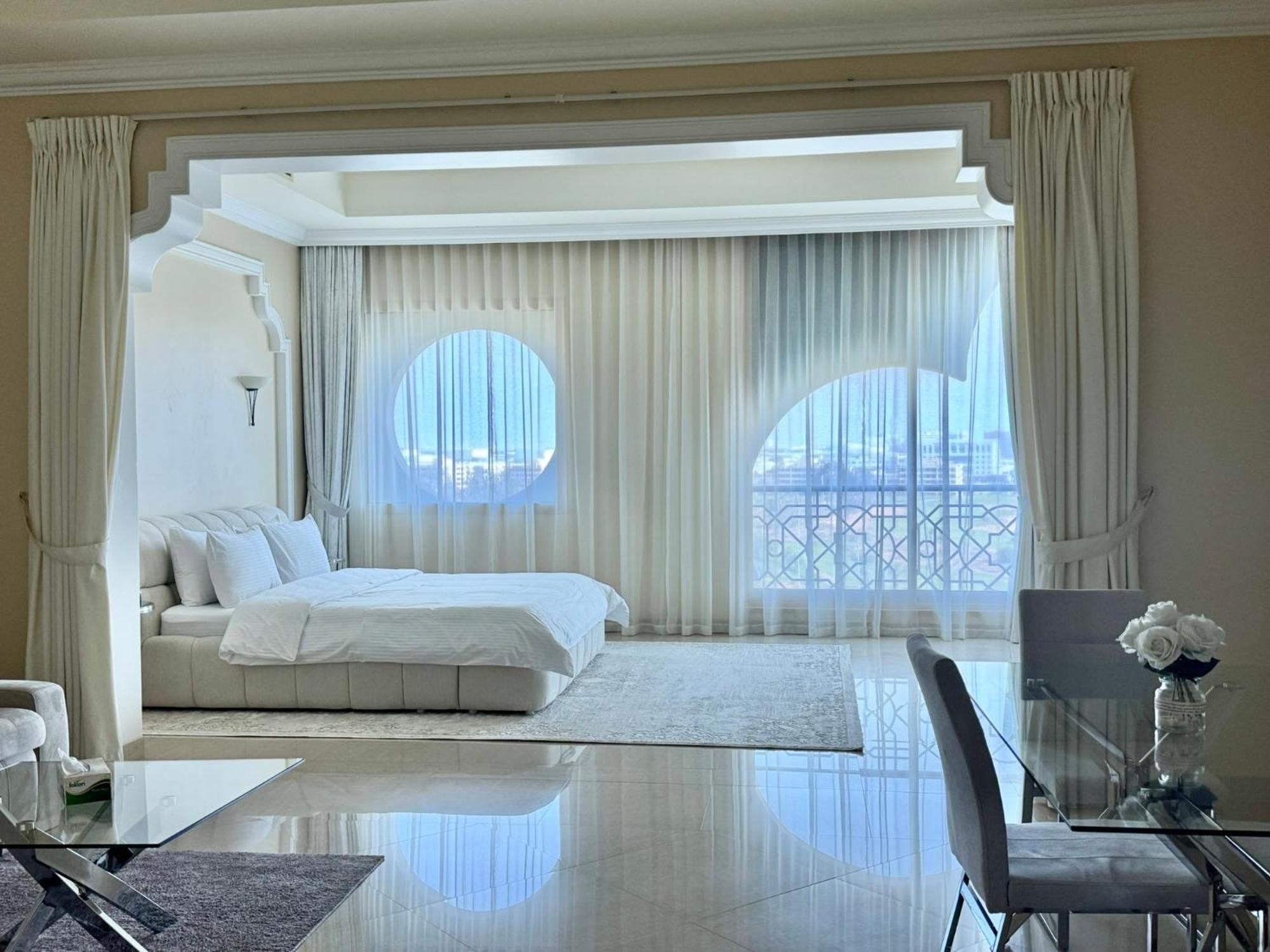 Private Suites Al Hamra Palace At Golf & Sea Resort Ras Al-Chajma Pokój zdjęcie